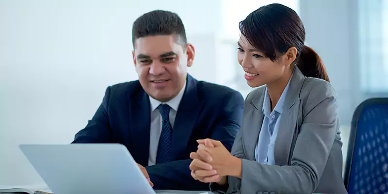 Why Partner with the Best TN Visa Consultants for Canadian Applicants for Cameroon?